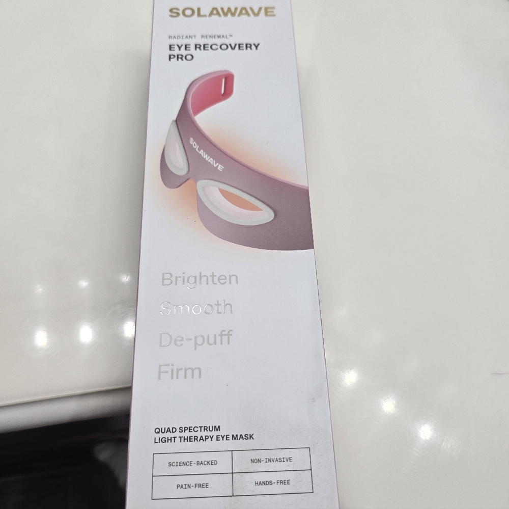 Solawave Pink Eye Recovery Pro